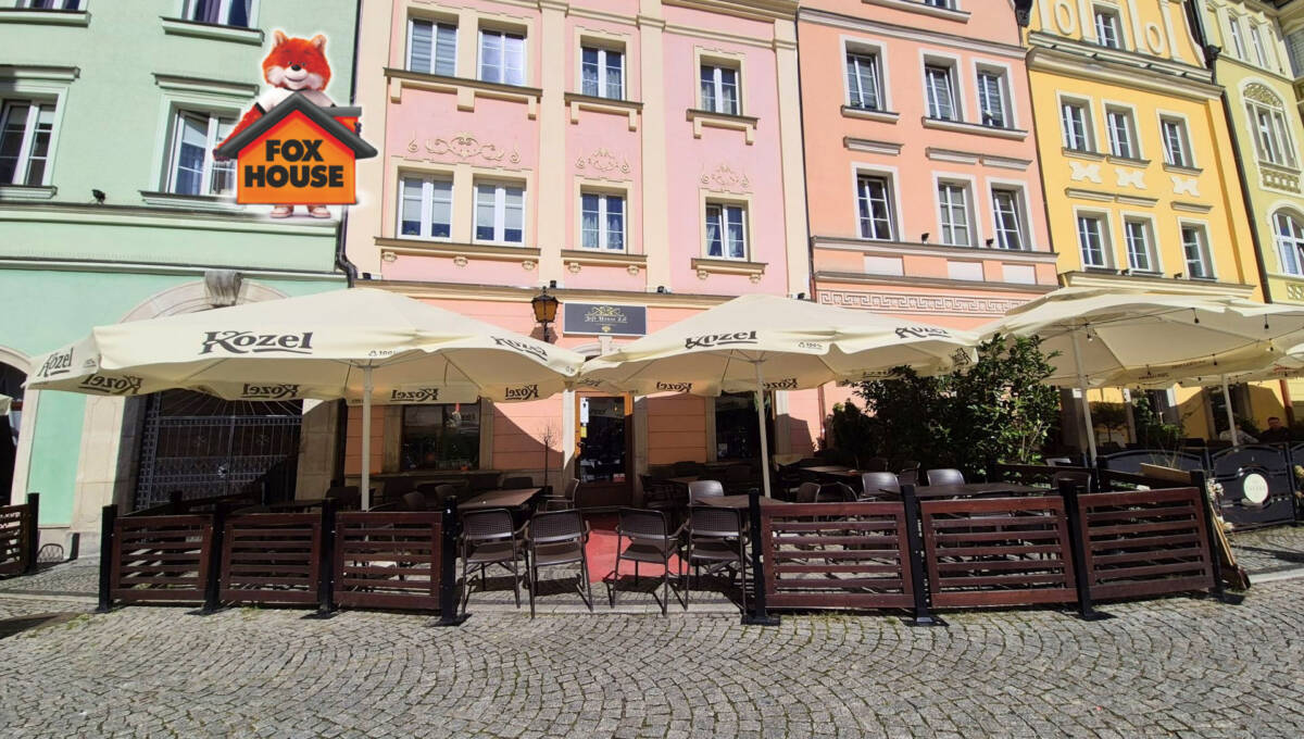 17-09-2025 - lokal - Rynek - 01+