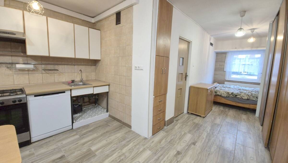 21-10-2025 - Komuny Paryskiej - 08