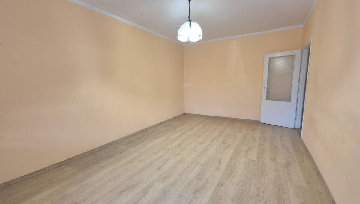 04-11-2025 - Karpecka - 03