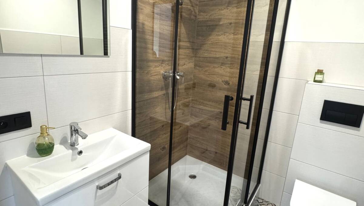 wynajem Powstańców Warszawy 18