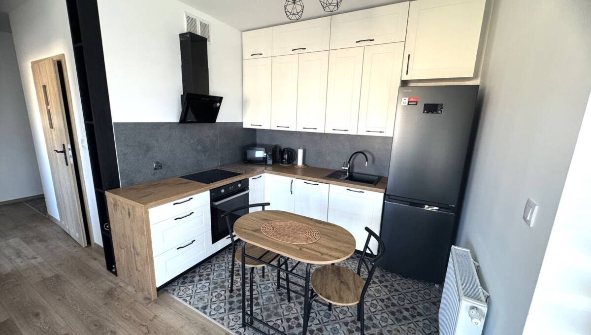 wynajem Powstańców Warszawy 6