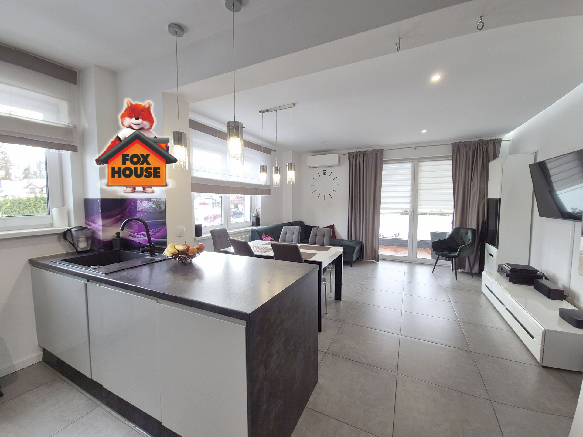 MIESZKANIE 3 – pokojowe, duży balkon, klimatyzacja – BUDYNEK Z WINDĄ – Bolesławiec