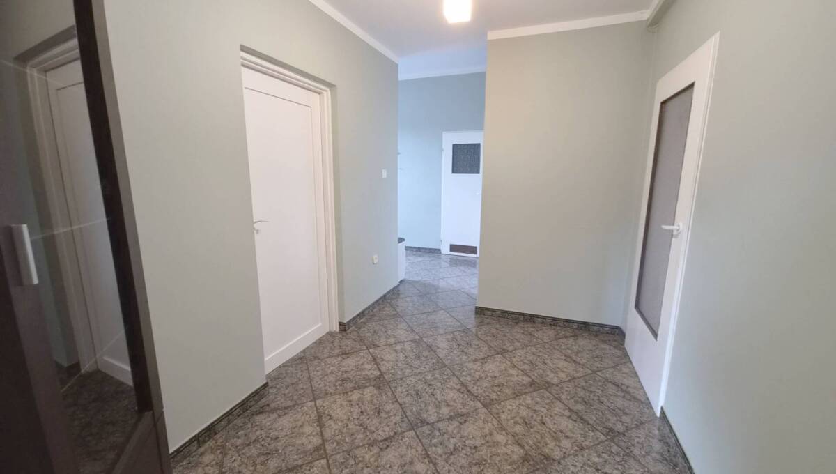 02-04-2026 - Bankowa - 10