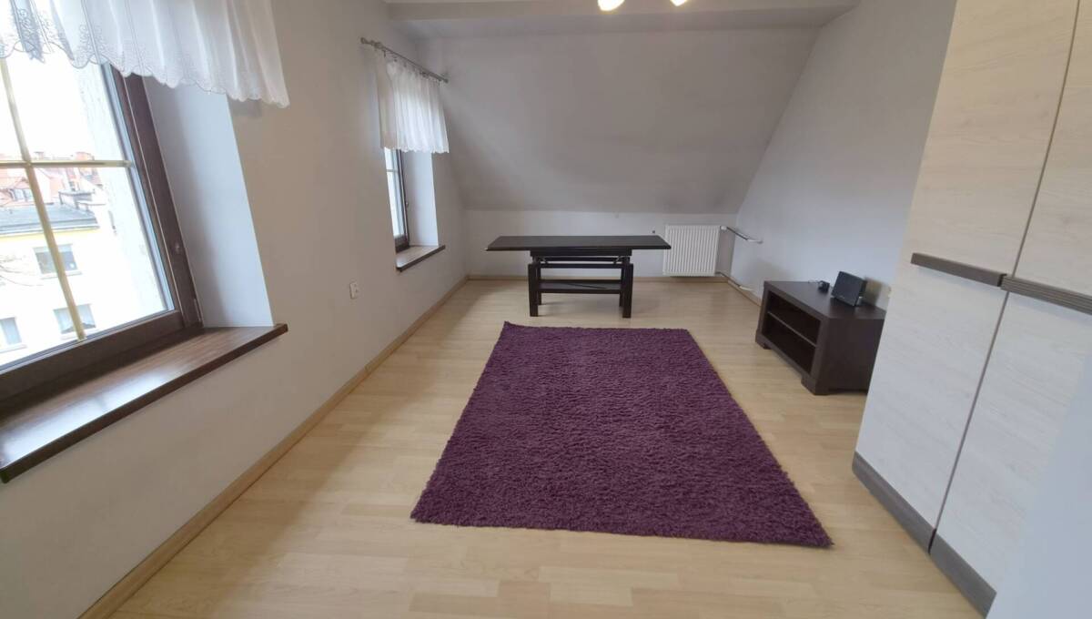 02-04-2026 - Bankowa - 12